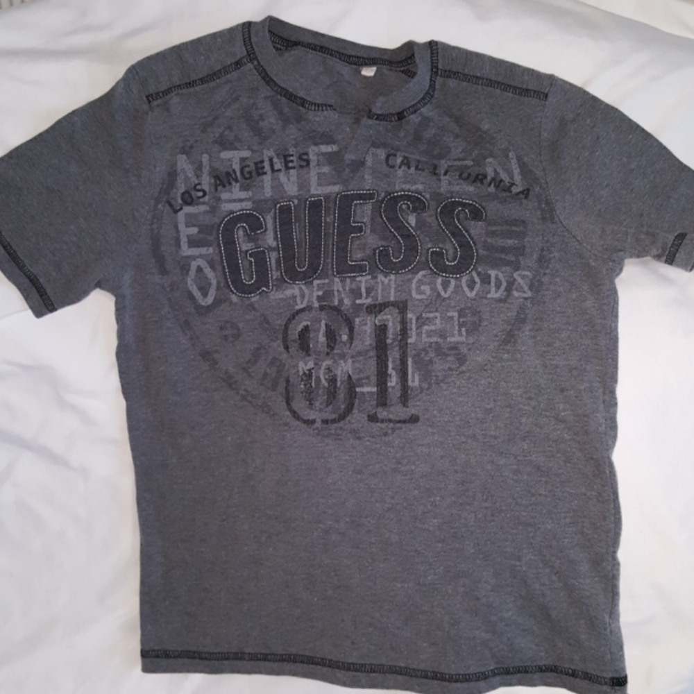 Boys short sleeve guess shirt